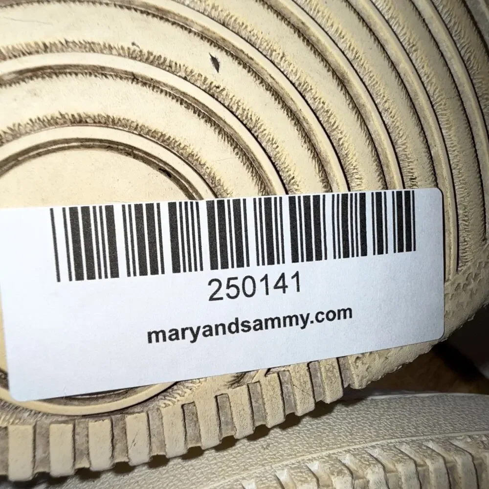 Size 11 - Nike Air Force 1 LNY W
